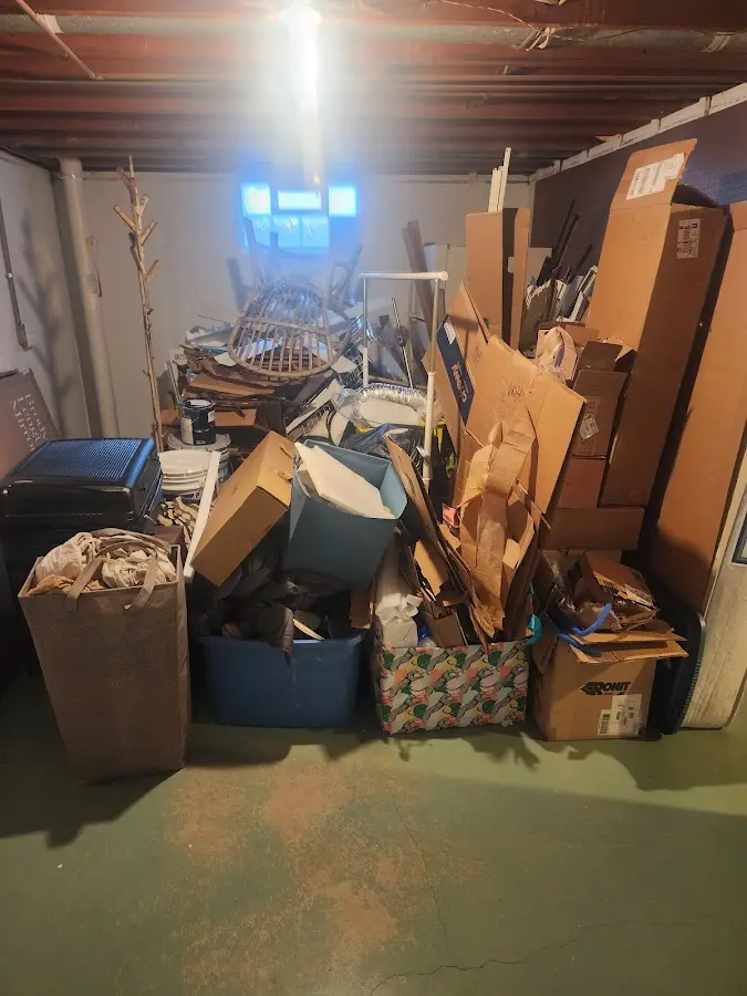 Roll-off dumpster container at job site for Construction Dumpster Rental in Mililani Town